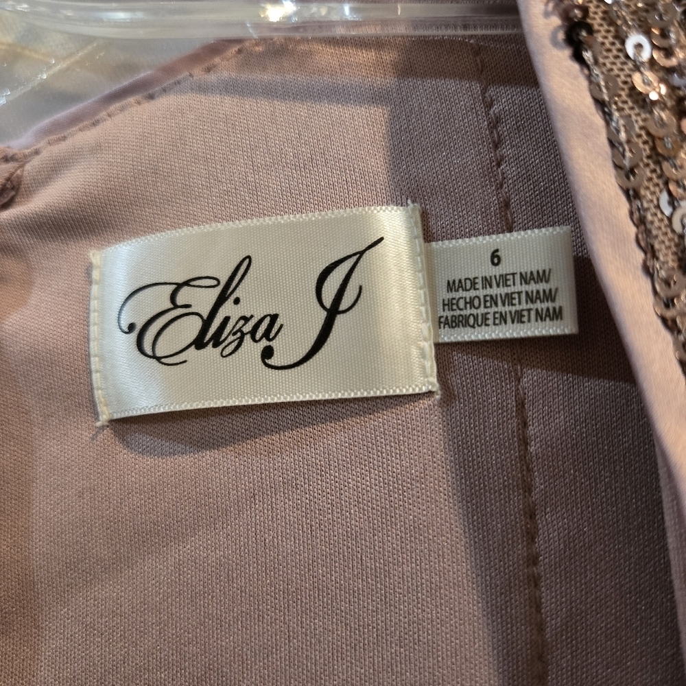 Eliza J Sequin V-Neck Cocktail Mini Dress/ Sheath - Rose Gold/Baloon Sleeves NWT - Picture 5 of 16